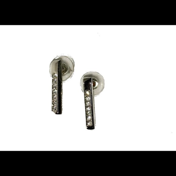 Clear Crystal JEWELRY Pierced Earrings VERTICAL - Picture 3 of 8